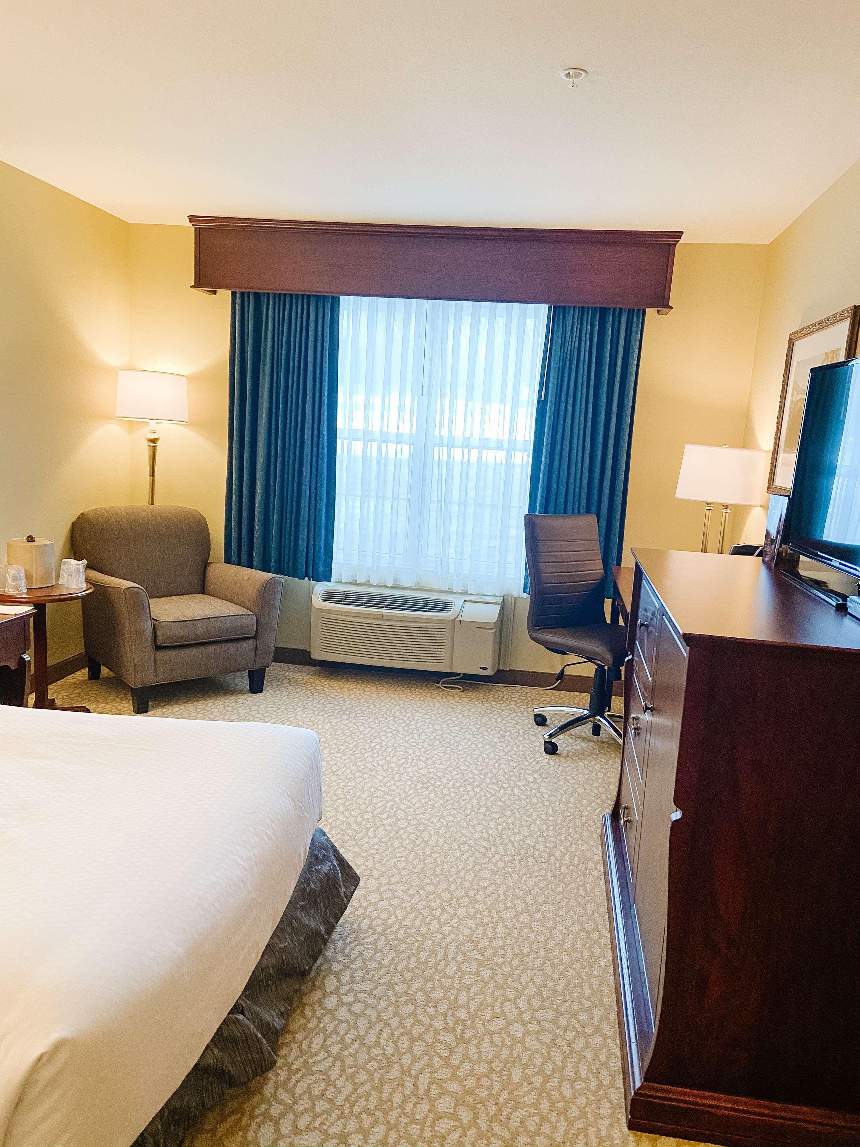 Best Western Plus Grand-Sault Hotel & Suites المظهر الخارجي الصورة